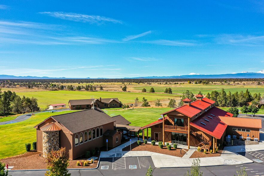 14427 SW Alfalfa Rd, Powell Butte, OR for sale - Primary Photo - Image 1 of 21