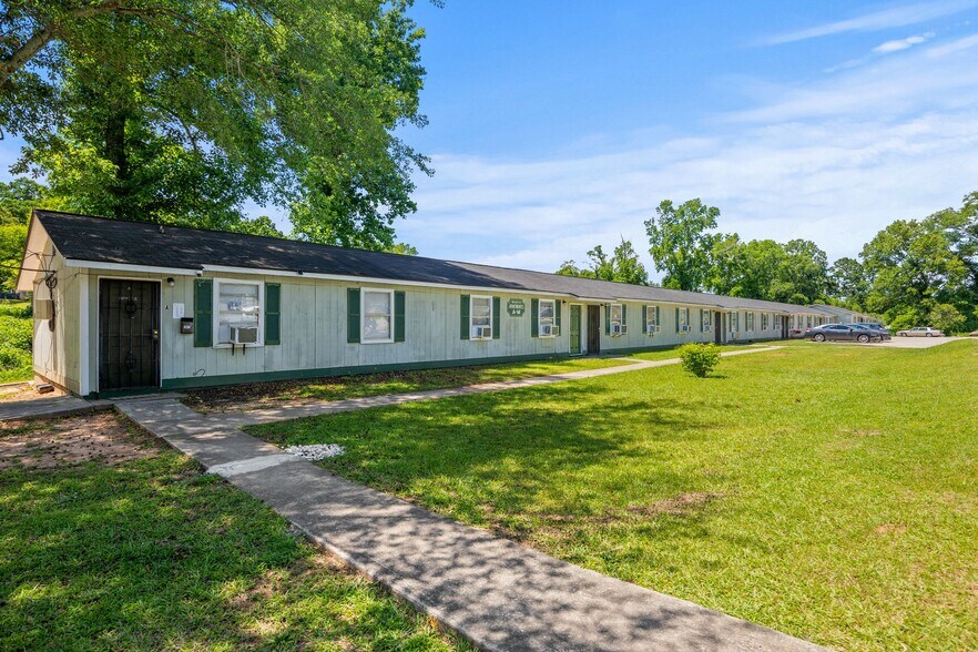 803 N 8th St, 804 N 8th St, 113-135 W Av portefeuille de 3 propriétés à vendre sur LoopNet.ca - Photo du bâtiment - Image 2 de 20