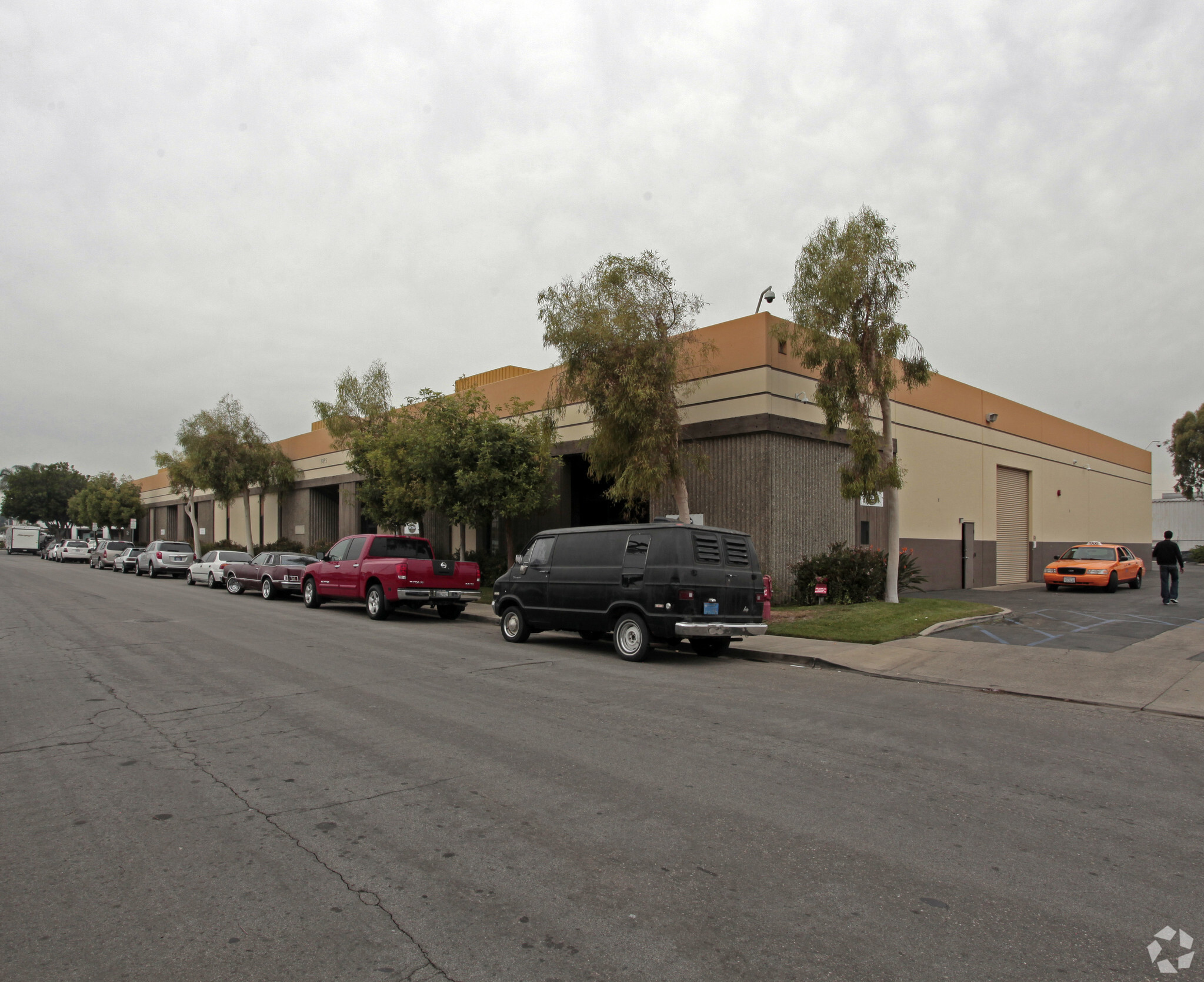 11879 Woodbury Rd, Garden Grove, CA for sale Primary Photo- Image 1 of 1