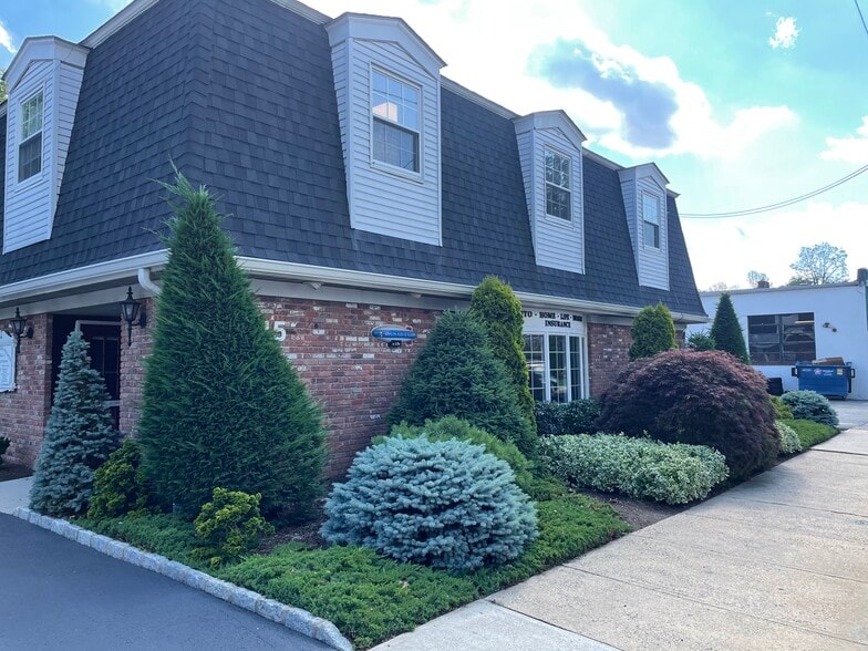 615 Sherwood Pky, Mountainside, NJ for lease - Building Photo - Image 3 of 3