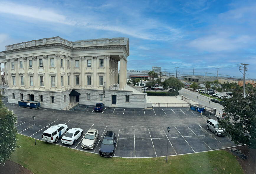 2 Cumberland St, Charleston, SC à louer - Photo du bâtiment - Image 2 de 6