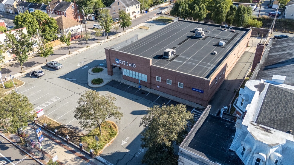 340 E High St, Pottstown, PA for sale - Aerial - Image 2 of 31