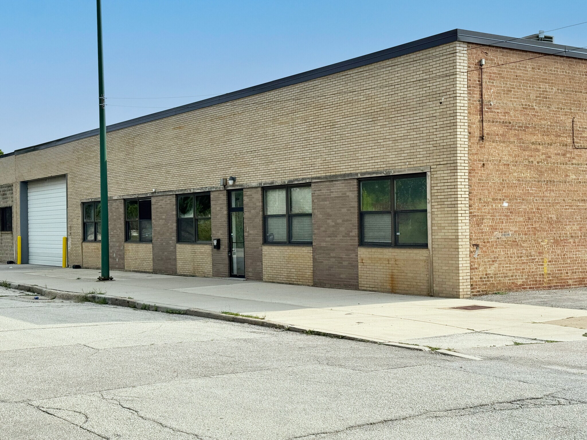 3949 S Keeler Ave, Chicago, IL à louer Photo principale- Image 1 de 6