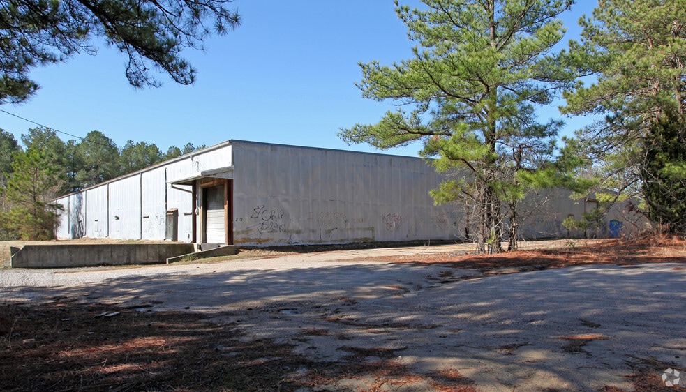 219 Wright Ave, Henderson, NC for lease - Building Photo - Image 2 of 2