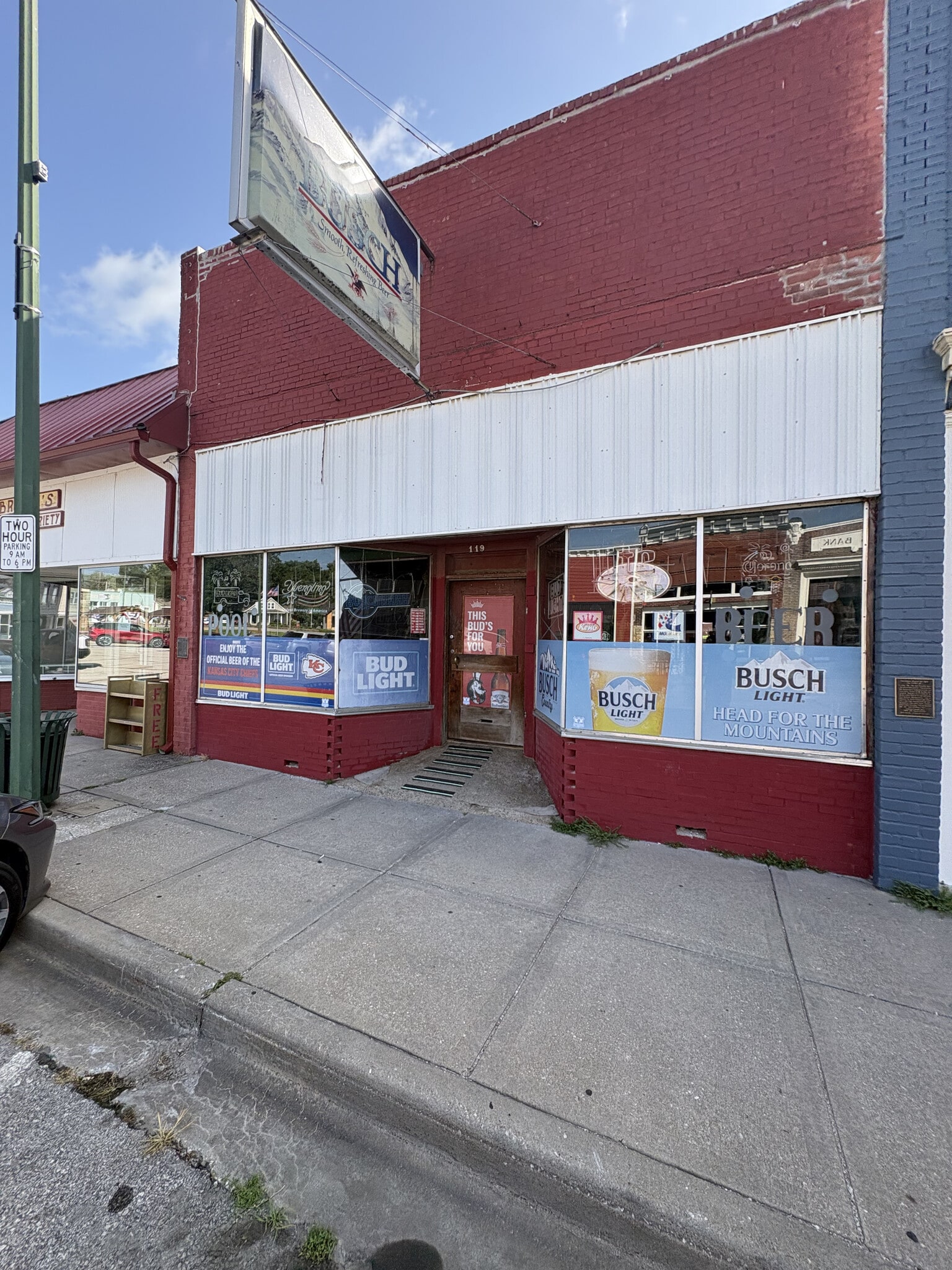 119 S 1st St, Pleasant Hill, MO for sale Primary Photo- Image 1 of 13