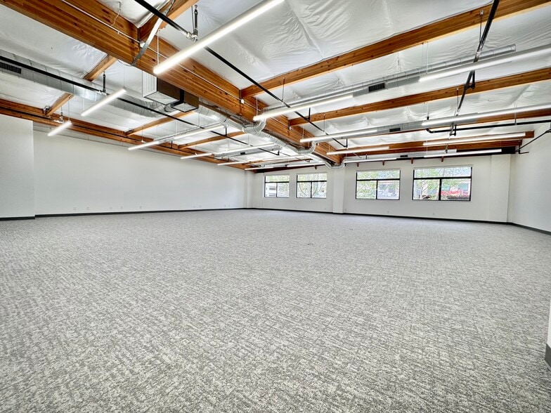 321 Castro St, Mountain View, CA for lease - Building Photo - Image 2 of 9
