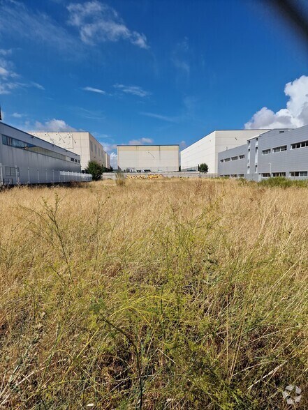 Calle de Miguel Faraday, 4, Getafe, Madrid for sale - Building Photo - Image 3 of 3
