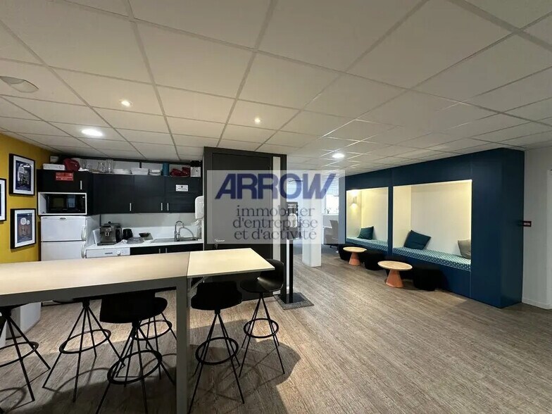 Bureau dans Nantes à louer - Photo du bâtiment - Image 1 de 13