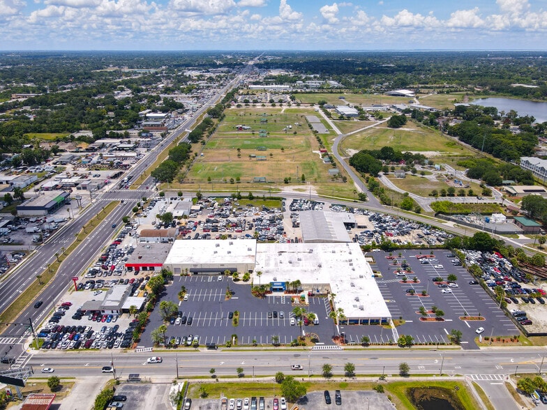 800-840 Mercy Dr, Orlando, FL for lease - Building Photo - Image 2 of 22