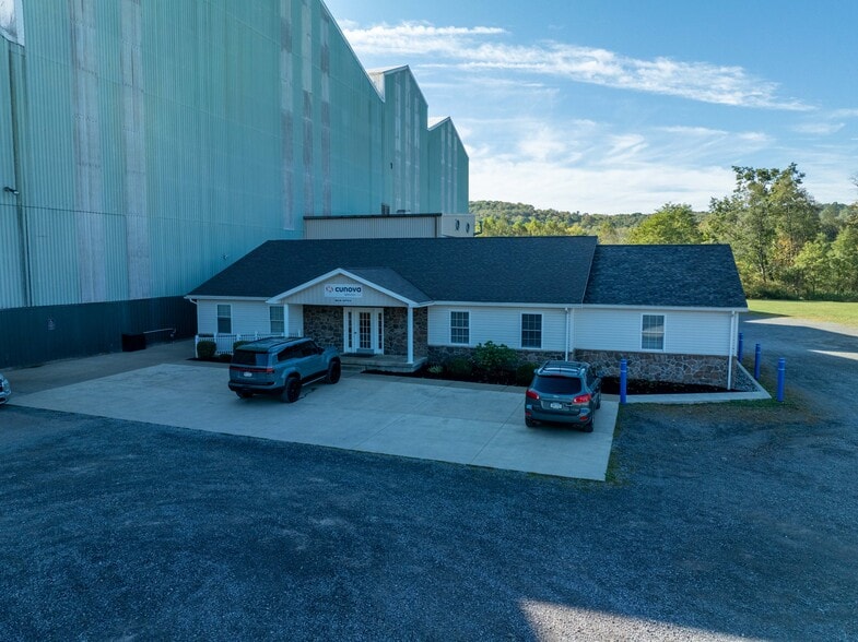 347 E Industrial Dr, Titusville, PA for sale - Building Photo - Image 2 of 13