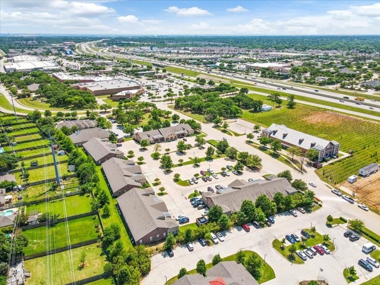 4821 Merlot Ave, Grapevine, TX à vendre - Photo du bâtiment - Image 2 de 14