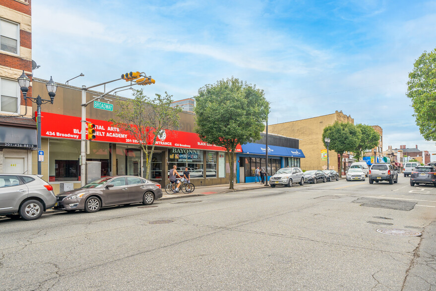 434-436 Broadway, Bayonne, NJ à vendre - Photo du bâtiment - Image 1 de 1