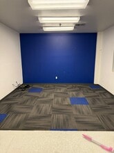 6038 Topaz St, Las Vegas, NV for lease Interior Photo- Image 2 of 6