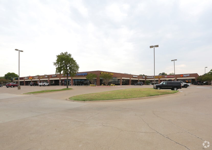 5975 S Cooper St, Arlington, TX à louer - Photo du bâtiment - Image 3 de 6