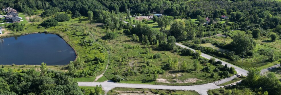 9537 Doubletree Drive South Dr, Winfield, IN for sale - Construction Photo - Image 3 of 6