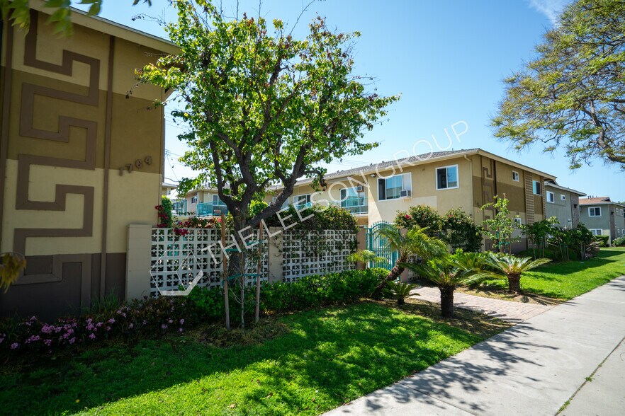 1764 W Juno Ave, Anaheim, CA à vendre - Photo du bâtiment - Image 1 de 12