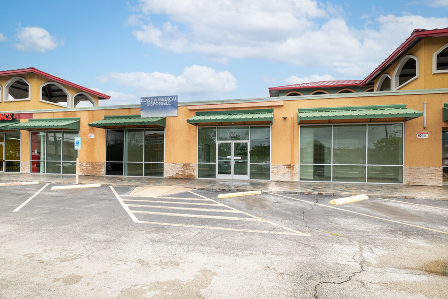 5206 Airline Dr, Houston, TX for lease - Building Photo - Image 2 of 42