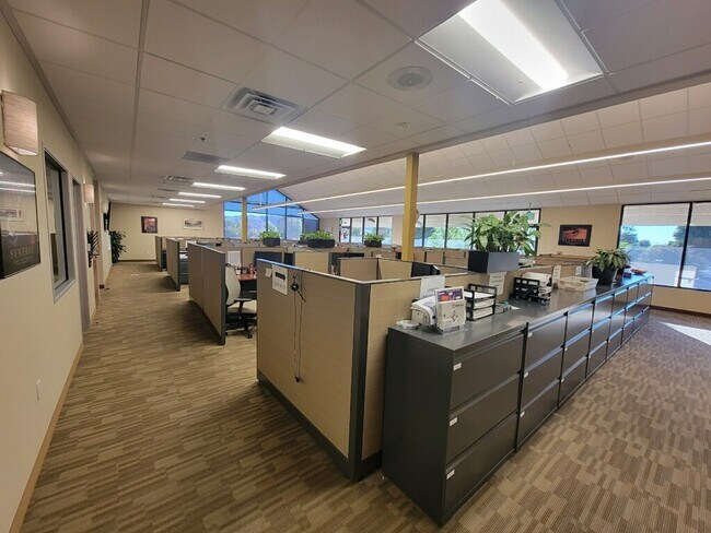 Plus de détails pour 2140-2164 Winifred St, Simi Valley, CA - Bureau à louer