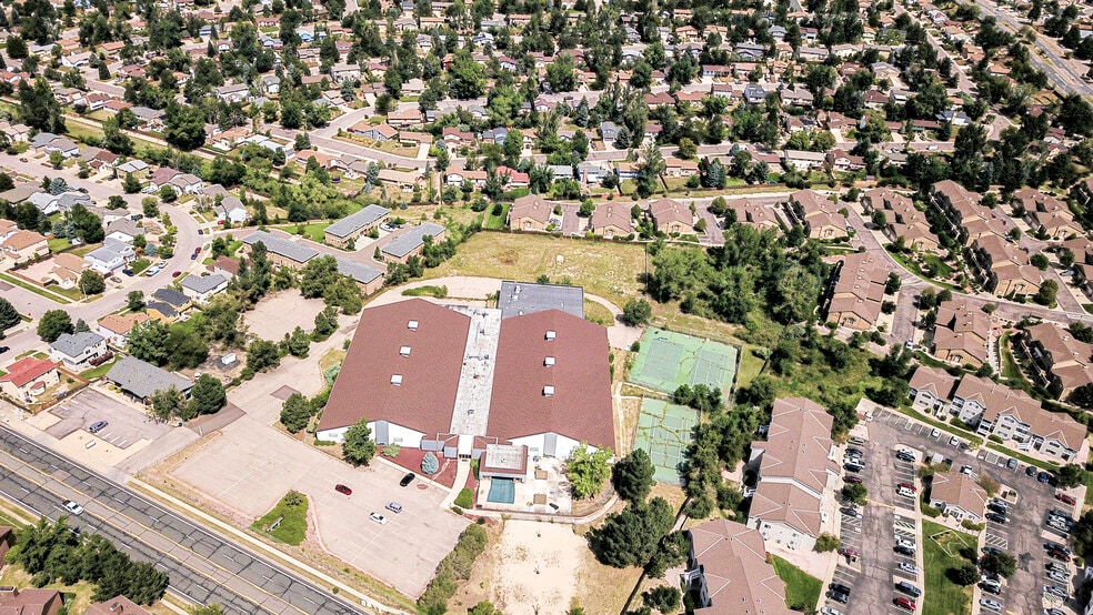 2660 Vickers Dr, Colorado Springs, CO for lease - Building Photo - Image 3 of 8