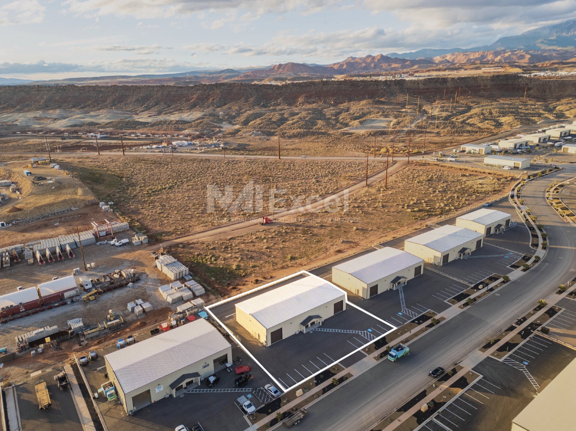 950 S Regional Park Rd, Hurricane, UT for lease Primary Photo- Image 1 of 15