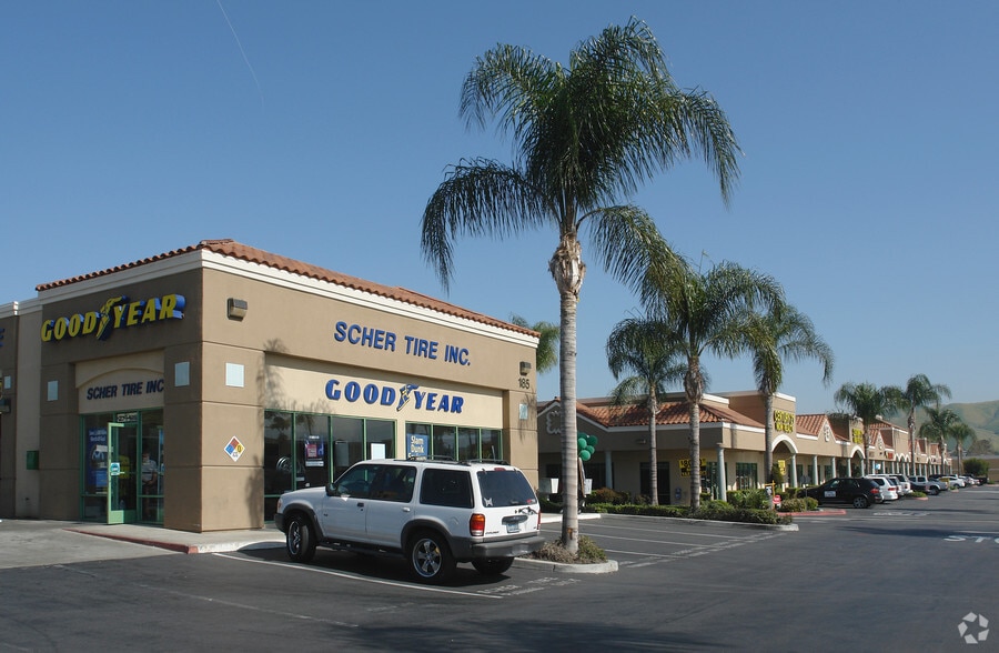 151-195 N Mckinley St, Corona, CA for lease - Primary Photo - Image 1 of 5