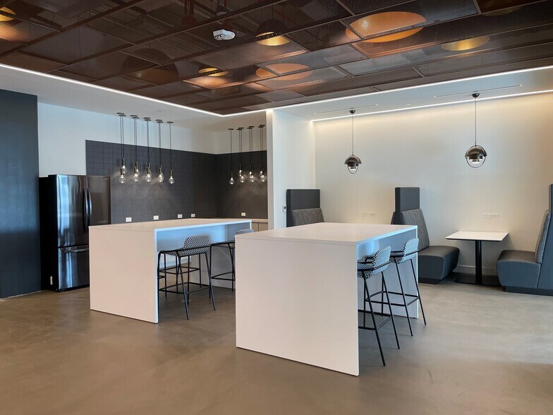 501 Fayetteville St, Raleigh, NC à louer - Photo intérieure - Image 2 de 21