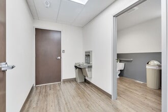 3400 W 16th St, Greeley, CO for lease Interior Photo- Image 2 of 32