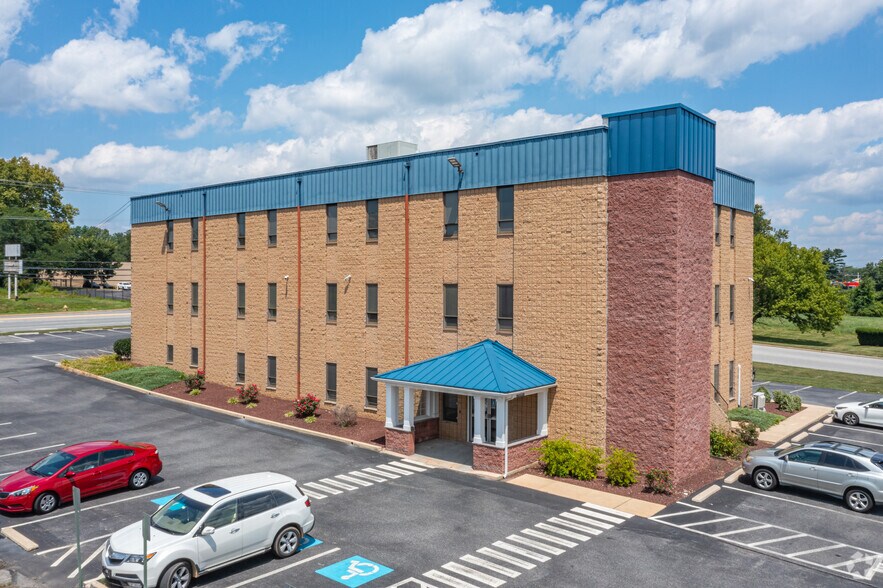 1204 Baltimore Pike, Chadds Ford, PA à louer - Photo du bâtiment - Image 1 de 5