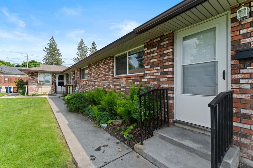1332 W Garland Ave, Spokane, WA à vendre - Photo du bâtiment - Image 2 de 13