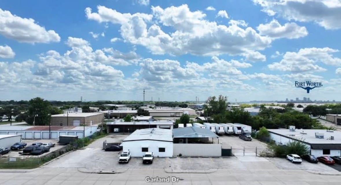 4212 Garland Dr, Haltom City, TX for lease Building Photo- Image 1 of 9