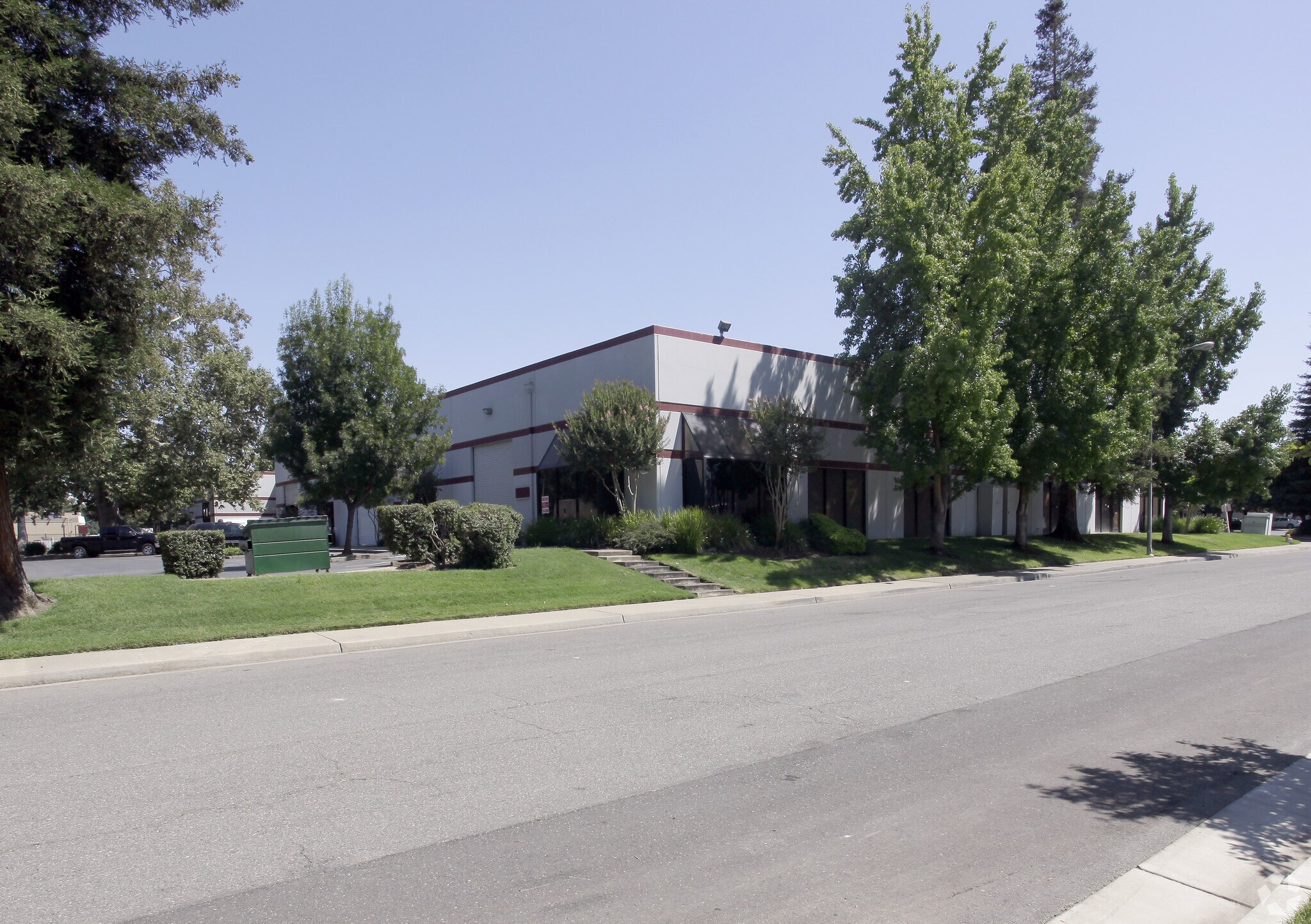 1106 N D St, Sacramento, CA for lease Primary Photo- Image 1 of 8