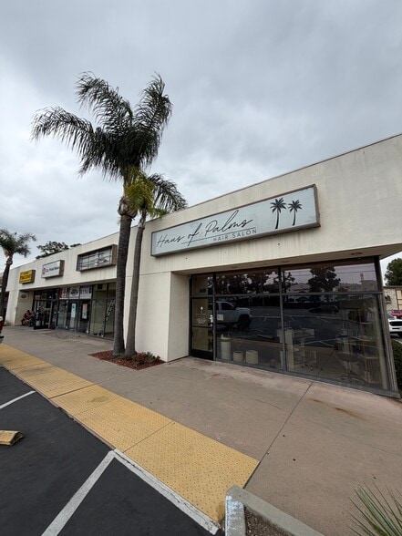 1480-1490 W Whittier Blvd, La Habra, CA à louer - Photo du bâtiment - Image 3 de 13