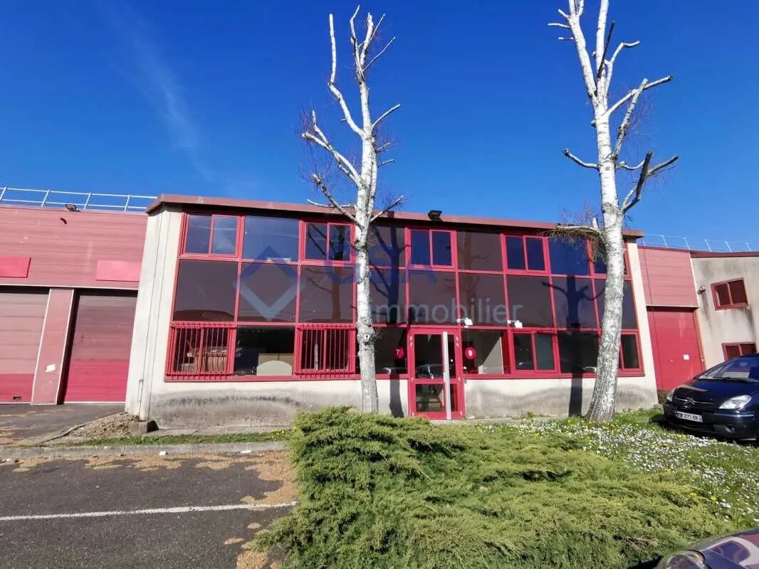 Flex dans Bondoufle à louer Photo du bâtiment- Image 1 de 2