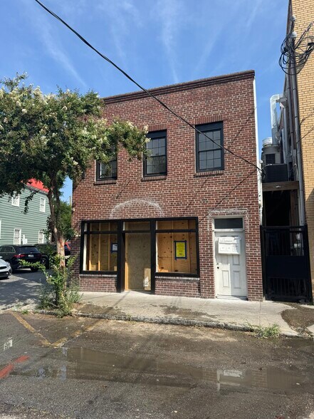 2 Radcliffe St, Charleston, SC à louer - Photo du bâtiment - Image 2 de 8