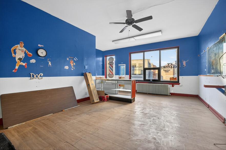42-58 Bank St, Waterbury, Ct, Waterbury, CT for sale - Interior Photo - Image 3 of 45