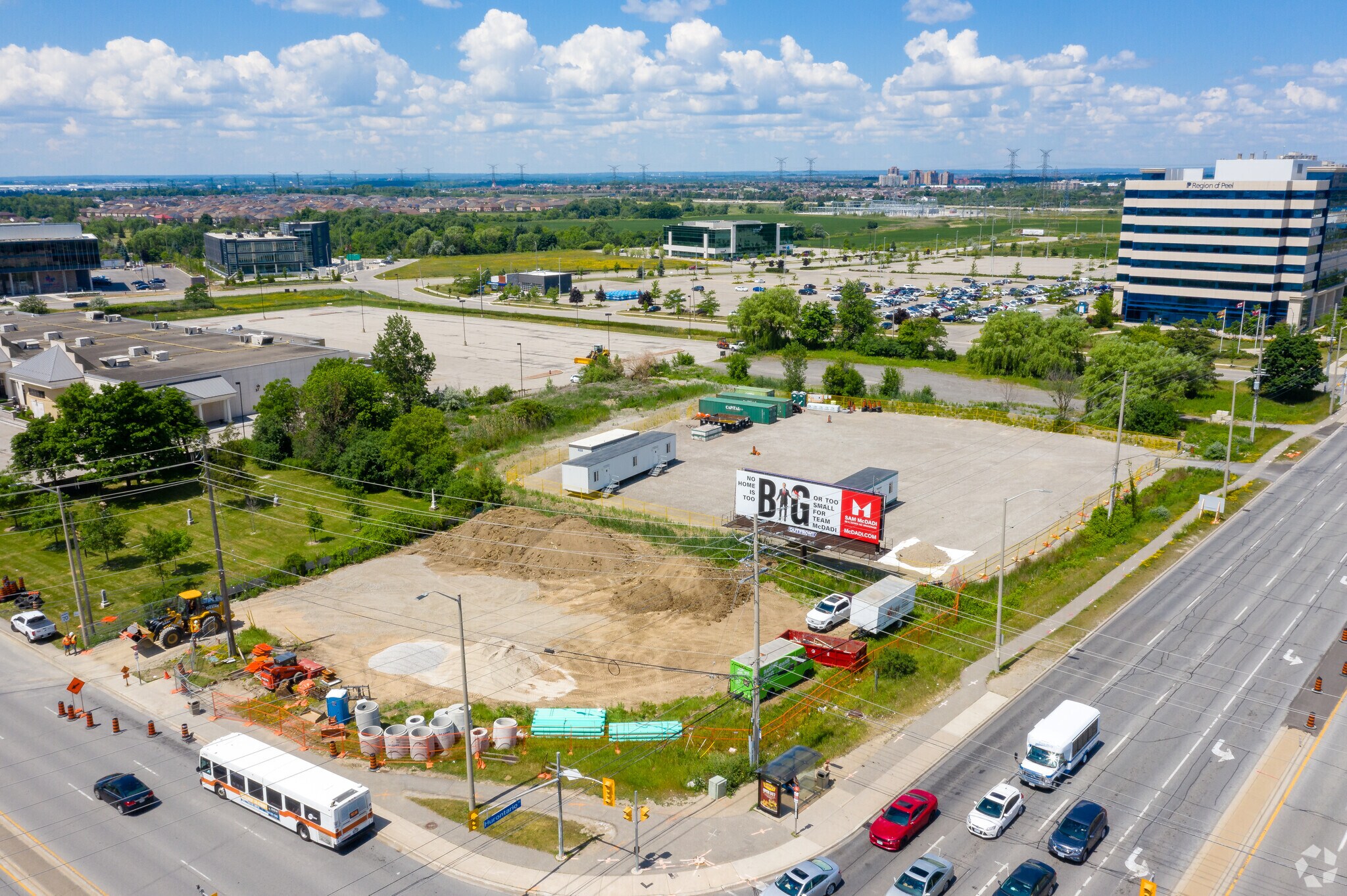 7020 Hurontario St, Mississauga, ON for sale Primary Photo- Image 1 of 1