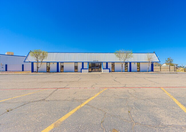 More details for 201 S Darrington Rd, Horizon City, TX - Office for Lease