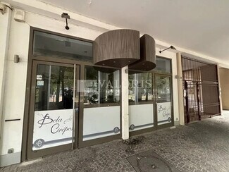 Plus de détails pour Commerce de détail à louer