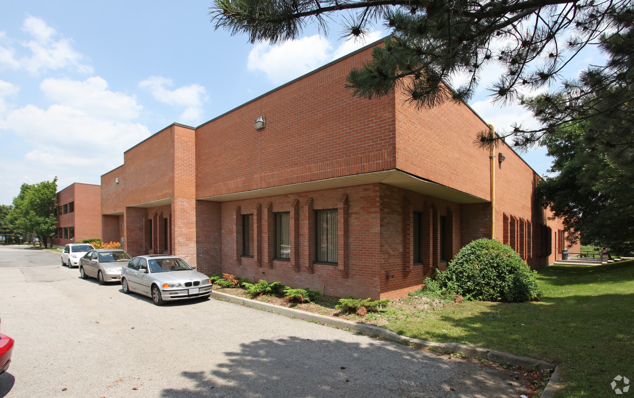 2000 Steeles Ave W, Vaughan, ON à vendre Photo principale- Image 1 de 3