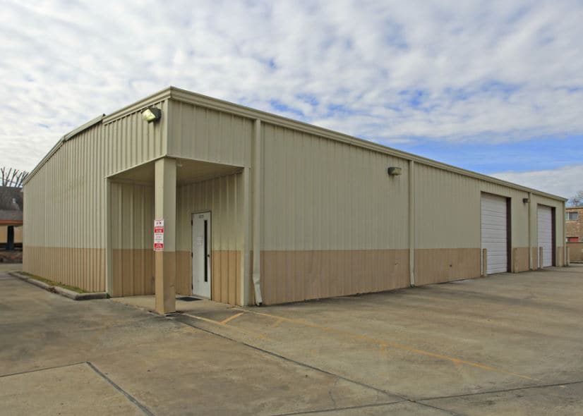 1215 Vista Rd, Pasadena, TX for lease Primary Photo- Image 1 of 4