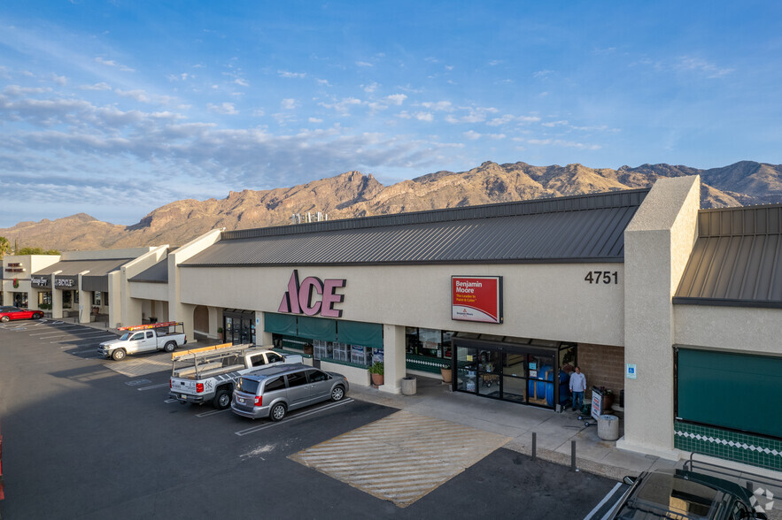 4717-4777 E Sunrise Dr, Tucson, AZ à louer - Photo principale - Image 1 de 6