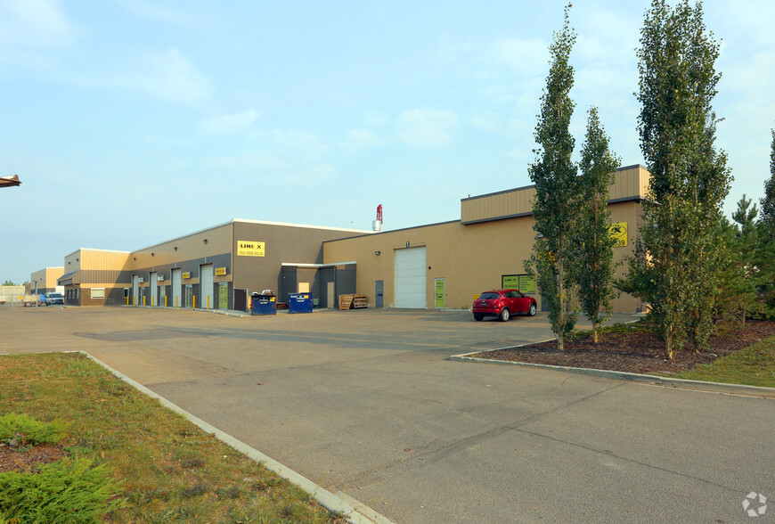 7225-7253 50 St NW, Edmonton, AB for lease - Primary Photo - Image 1 of 4