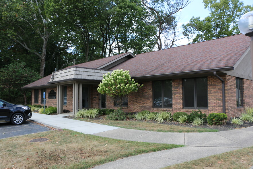 1526-1530 W Church St, Newark, OH for sale - Building Photo - Image 1 of 2