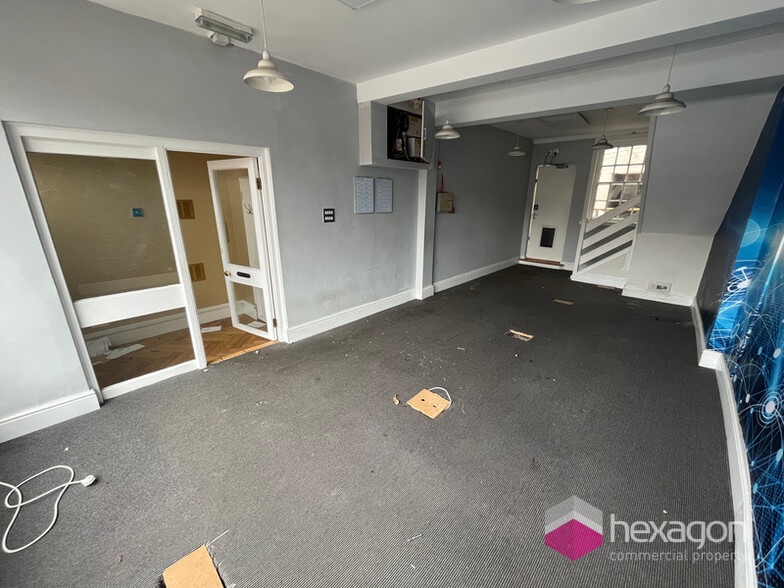 21A Stone St, Dudley for lease - Interior Photo - Image 2 of 10