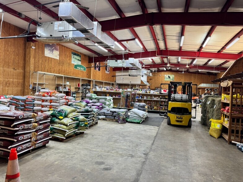 9722 State Road 52, Hudson, FL à louer - Photo du bâtiment - Image 2 de 4