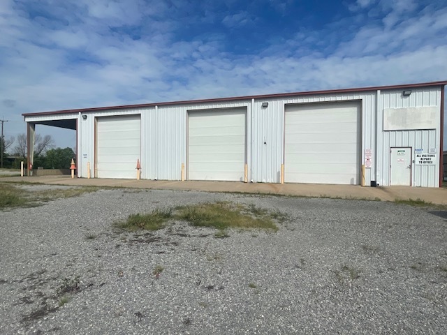 100 Max Rd, Savanna, OK for lease - Building Photo - Image 2 of 14