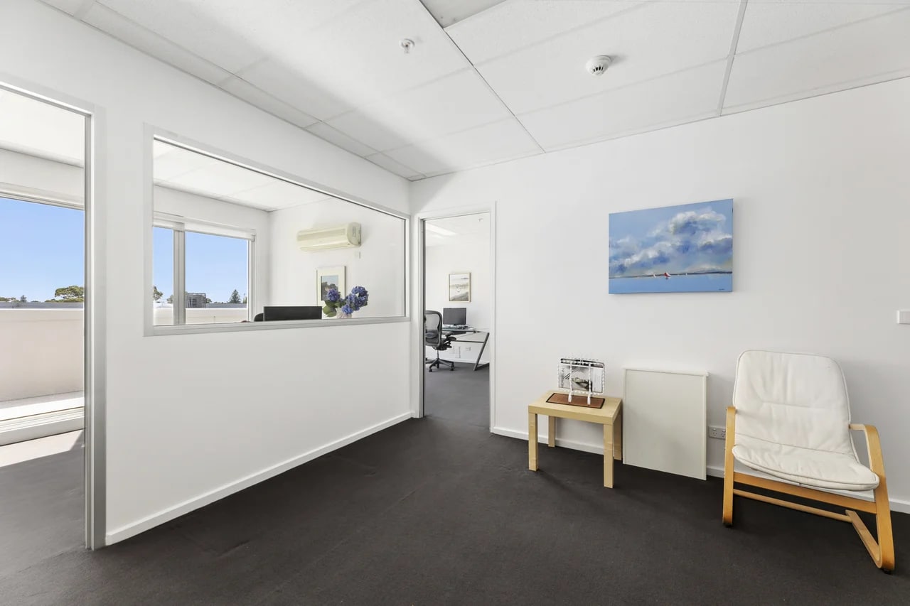 349-351 Bluff Rd, Hampton, VIC 3188 - Unité 3, 4, 5 - - Photo intérieure - Image 2 of 13