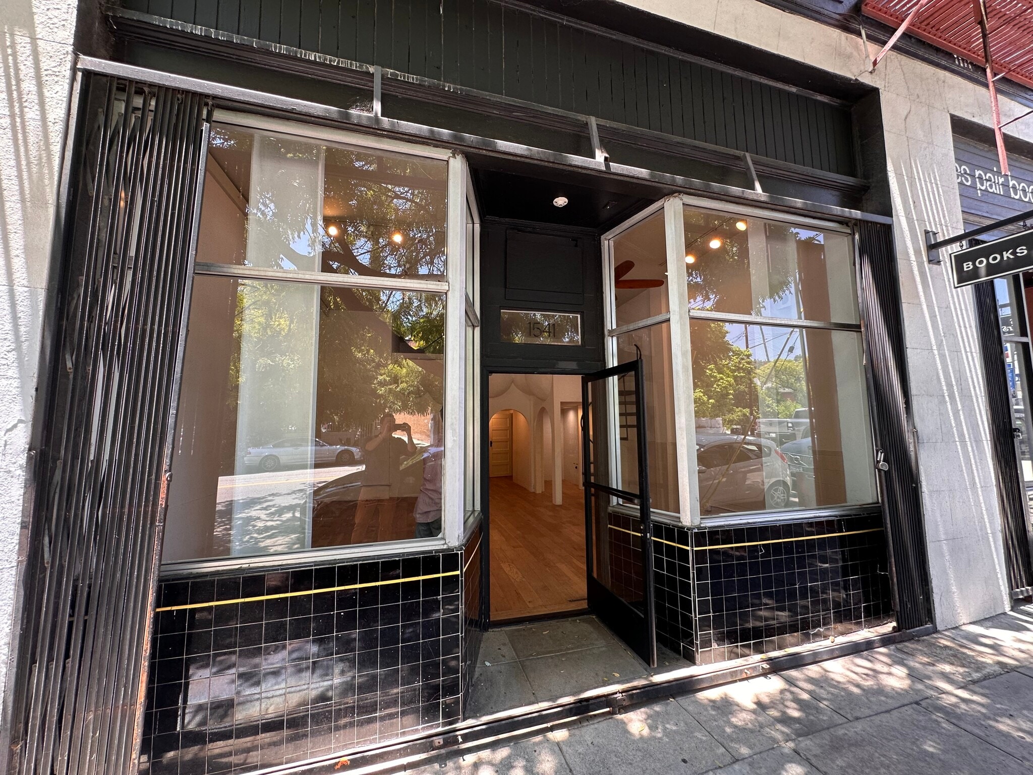 1551 Echo Park Ave, Los Angeles, CA for lease Building Photo- Image 1 of 11