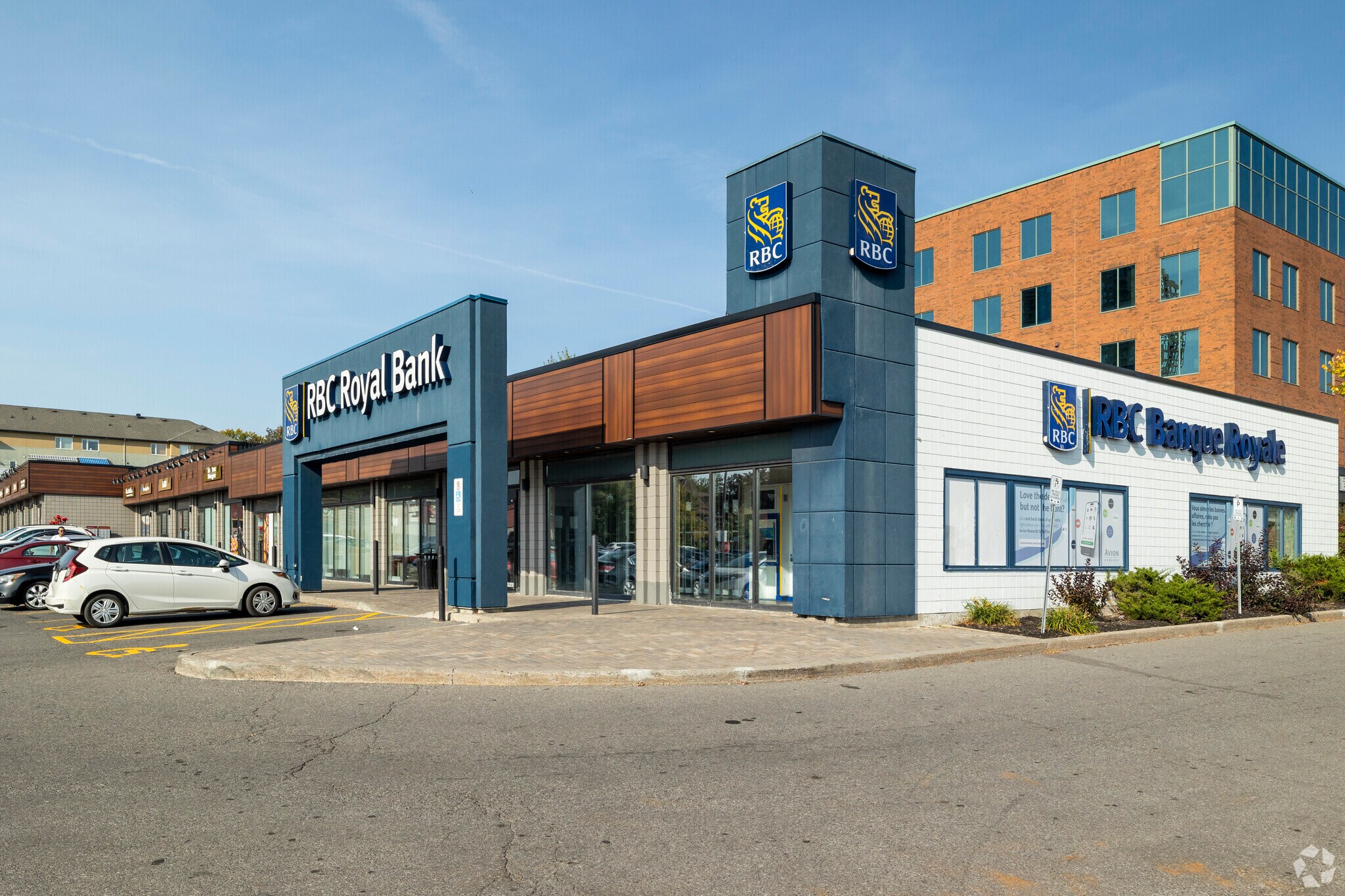 585 Montreal Rd, Ottawa, ON à vendre Photo principale- Image 1 de 1