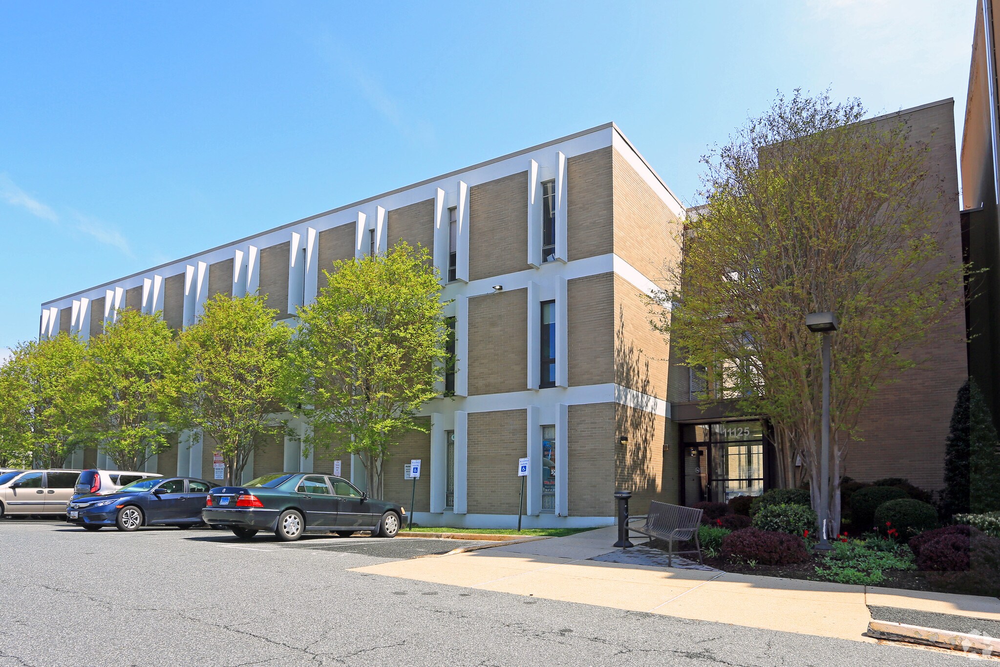 11125 Rockville Pike, Rockville, MD à louer Photo du bâtiment- Image 1 de 30